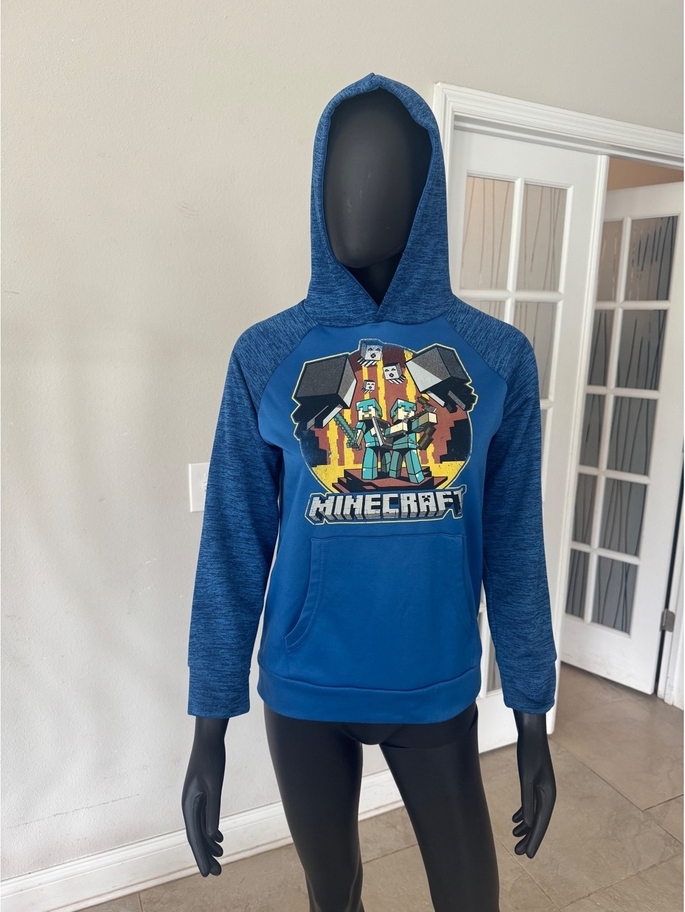 Minecraft JINX Boys Large 10/12 Blue Graphic Pullover Hoodie Gaming Youth